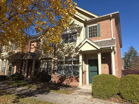2933 Churchill Ln, Highland, IN 46322