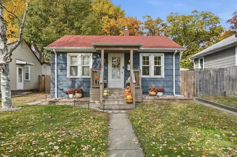 2727 Clough Ave, Highland, IN 46322