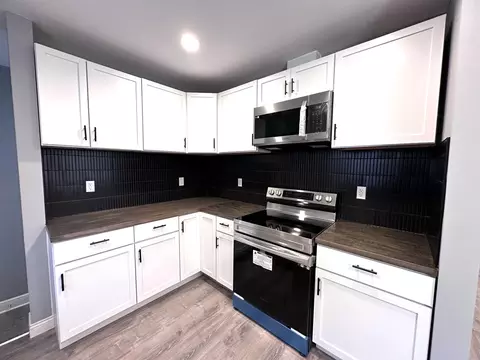 Kitchen - 200 Taft Pl, Gary, IN 46404 photo 1 of 2