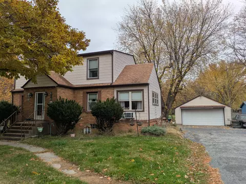 315 N Hobart Rd, Hobart, IN 46342