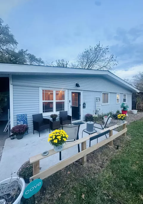 636 E 47th Pl, Gary, IN 46409