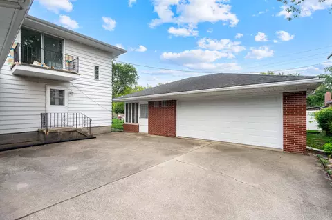 8133 Howard Ave, Munster, IN 46321 photo 35