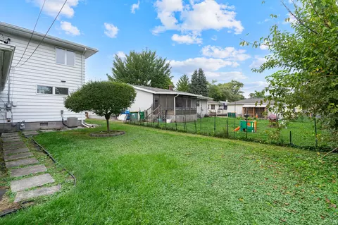 8133 Howard Ave, Munster, IN 46321 photo 37