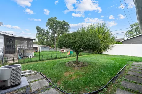 8133 Howard Ave, Munster, IN 46321 photo 40