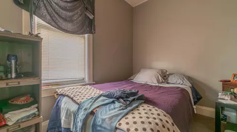 Bedroom - 1710 Atchison Ave, Whiting, IN 46394 photo 2 of 4