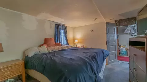 Bedroom - 1710 Atchison Ave, Whiting, IN 46394 photo 3 of 4