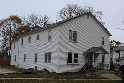 106 W Grace St, Rensselaer, IN 47978