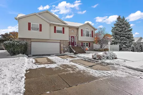 Exterior - 696 Admiral Dr, Porter, IN 46304 photo 6 of 6