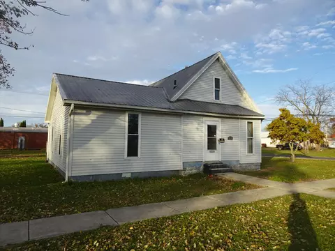 330 Elm St, Rensselaer, IN 47978