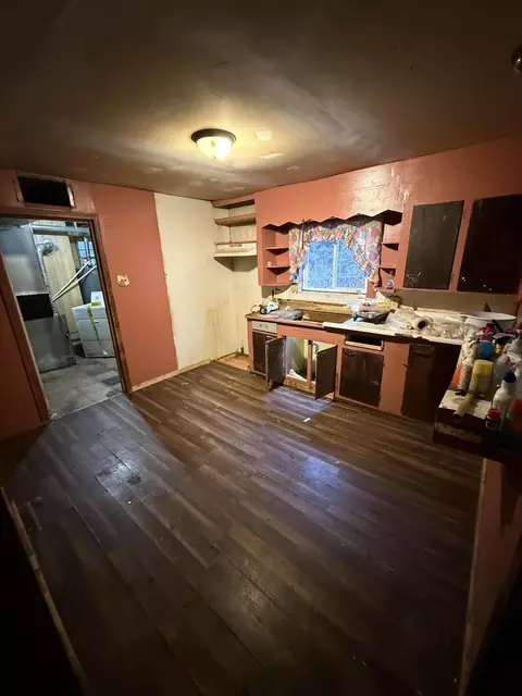 Kitchen - 2415 Hanley St, Gary, IN 46406 photo 2 of 2