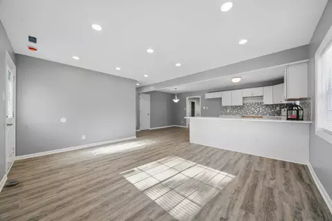 1226 W 45th Ave, Gary, IN 46408 photo 4