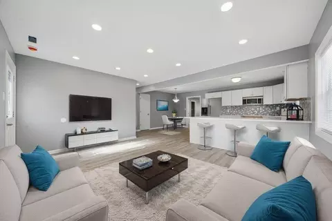 1226 W 45th Ave, Gary, IN 46408 photo 5