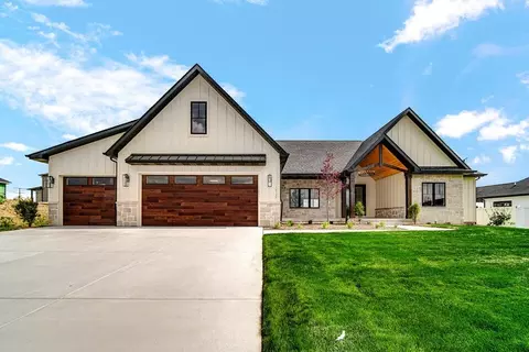 9635 Switch Grass Ln, Saint John, IN 46373