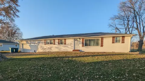 521 Ryan Rd, Hebron, IN 46341 photo 1