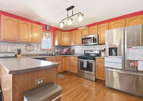 Kitchen - 1681 Ruby Ct, Hobart, IN 46342 photo 1 of 1