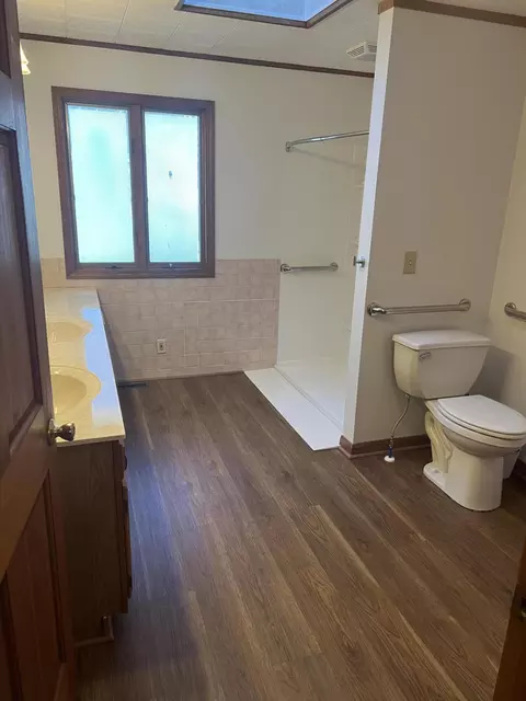 Bath - 12243 Duttlinger Ln, Wheatfield, IN 46392 photo 3 of 3