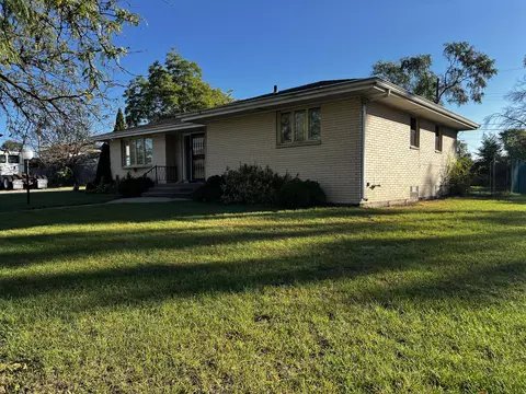 2121 Wallace St, Gary, IN 46404 photo 4