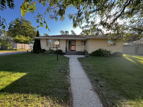2121 Wallace St, Gary, IN 46404 photo 2