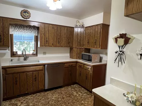 430 N True St, Griffith, IN 46319 photo 7