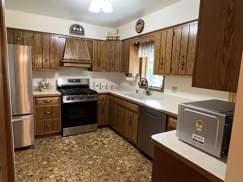 430 N True St, Griffith, IN 46319 photo 9