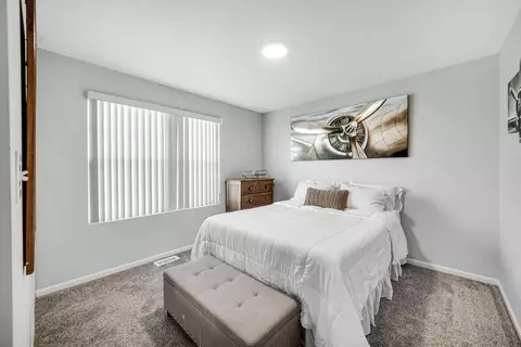 Bedroom - 13192 Hayes St, Crown Point, IN 46307 photo 4 of 4