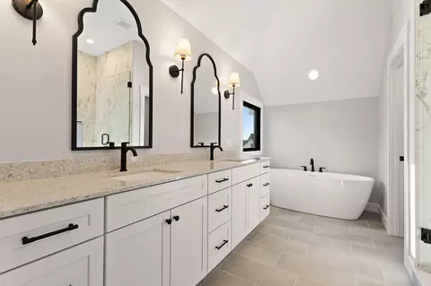 Bath - 8350 W 105th Ave, Saint John, IN 46373 photo 5 of 10