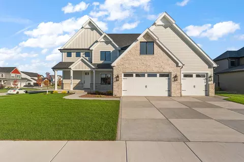 Exterior - 8350 W 105th Ave, Saint John, IN 46373 photo 7 of 10