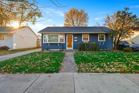 8132 Sycamore Ave, Highland, IN 46322