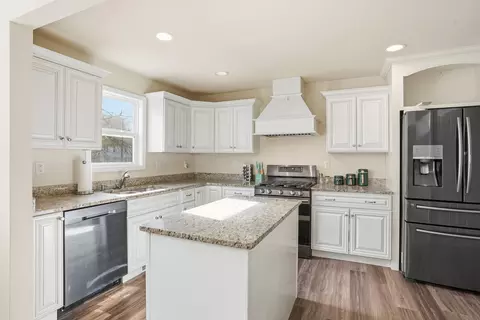 2468 Birch Ave, Whiting, IN 46394 photo 7
