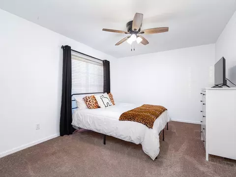 Bedroom - 10377 Nevada Ct, Crown Point, IN 46307 photo 4 of 5