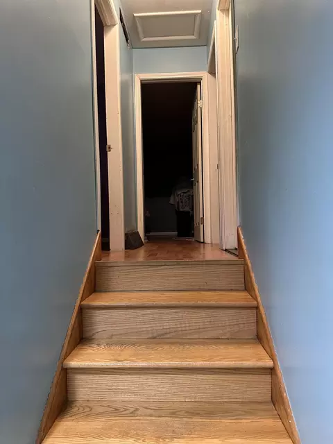 Entry Way - 1436 E 39th Ave, Gary, IN 46409 photo 1 of 1