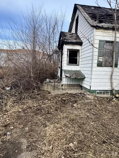 1139 Taney St, Gary, IN 46404 photo 2