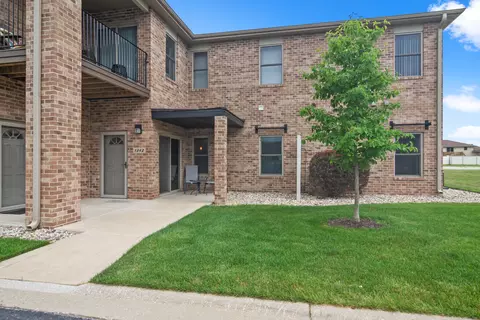 1342 Parke Dr, Crown Point, IN 46307 photo 1