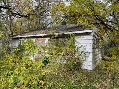 2224 E 20th Ave, Gary, IN 46407 photo 2