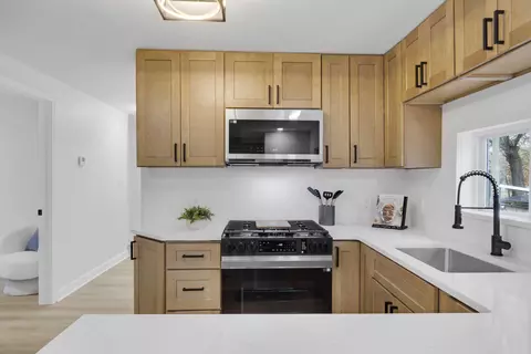 Kitchen - 2425 W 21st Ave, Gary, IN 46404 photo 4 of 5