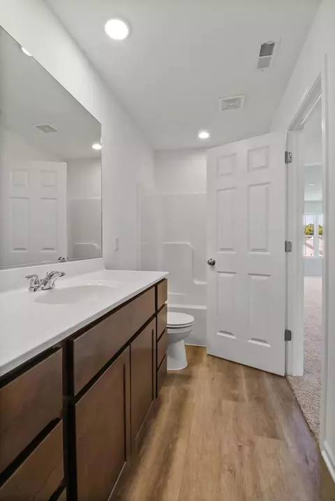 Bath - 5653 Ruby Rd #356-5, Lowell, IN 46356 photo 1 of 2