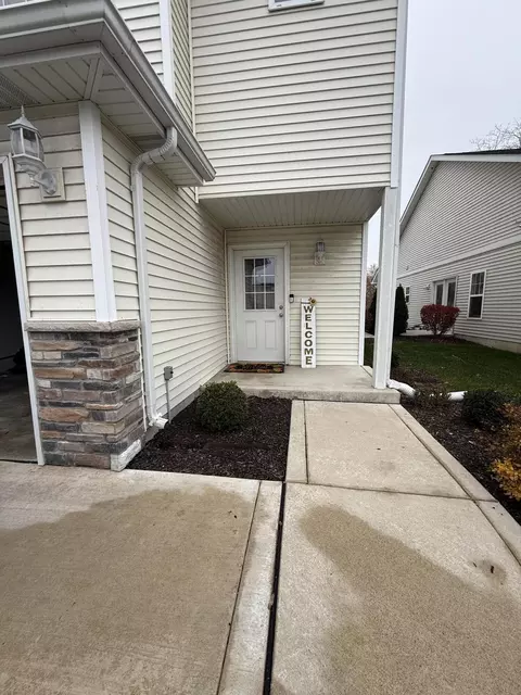 Exterior - 103 Summertree Dr, Chesterton, IN 46304 photo 2 of 3