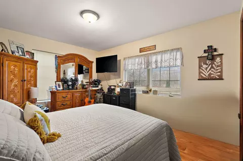 706 N Colfax St, Griffith, IN 46319 photo 10