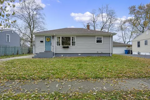 3133 Glenwood St, Highland, IN 46322