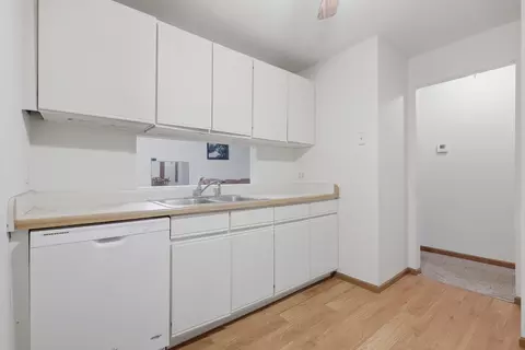 Kitchen - 2543 Harvest Dr, Crown Point, IN 46307 photo 3 of 3