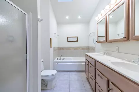 Bath - 10331 Clark Ct, Munster, IN 46321 photo 1 of 2