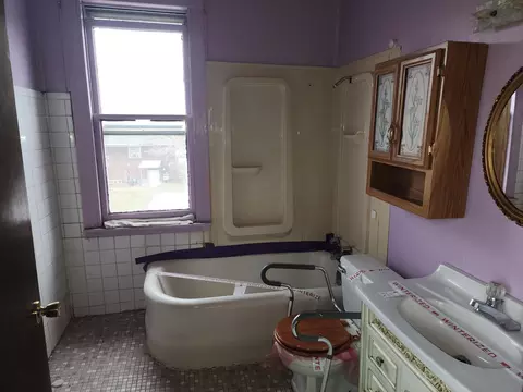 Bath - 2600 Harrison St, Gary, IN 46407 photo 1 of 1
