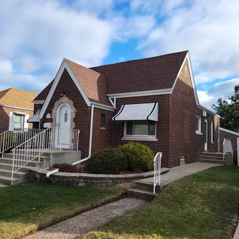 1607 Parkview Ave, Whiting, IN 46394 photo 2