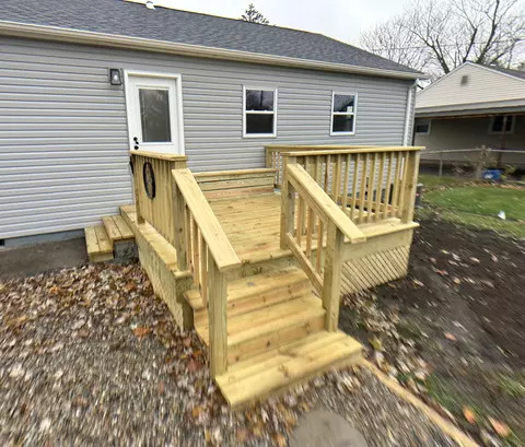 Exterior - 306 Maple St, Crown Point, IN 46307 photo 4 of 6