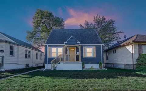 2728 162nd St, Hammond, IN 46323