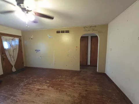Living - 794 Porter St, Gary, IN 46406 photo 1 of 1