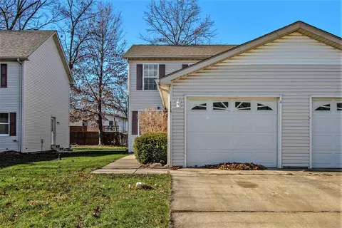 Exterior - 682 Dearborn Rd #A, Valparaiso, IN 46385 photo 3 of 7