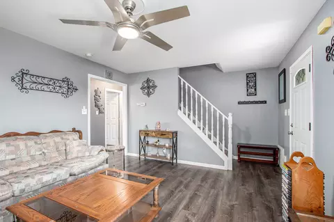 Entry Way - 682 Dearborn Rd #A, Valparaiso, IN 46385 photo 2 of 2