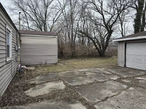 1119 Cass St, Gary, IN 46403 photo 18