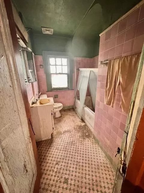 552 Mckinley St, Gary, IN 46404 photo 8